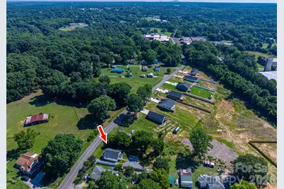 733 S Grove Street Extension, Lincolnton, NC 28092 - Photo 4