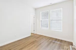 2645 Ravencroft Dr, Charlotte, NC 28208 - Photo 30