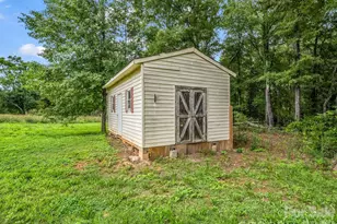 103 Ross Rd, Shelby, NC 28150 - Photo 6