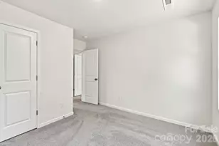 2604 Greencrest Ln, Statesville, NC 28677 - Photo 24
