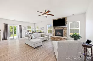 10295 October Glory Wy, Charlotte, NC 28215 - Photo 10