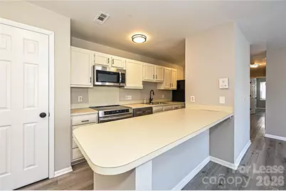 6156 Meadow Rose Lane, Charlotte, NC 28215 - Photo 8