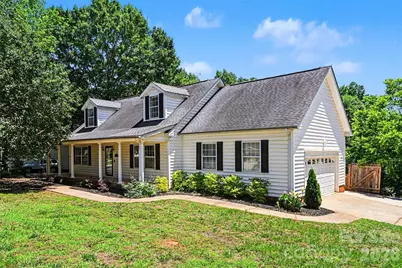 113 Heather Glen Lane, Belmont, NC 28012 - Photo 2