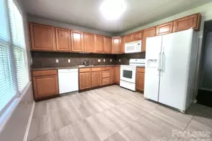 3317 Windsor Dr, Charlotte, NC 28209 - Photo 6