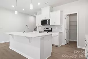 1304 Vibrant Rd, Charlotte, NC 28215 - Photo 12