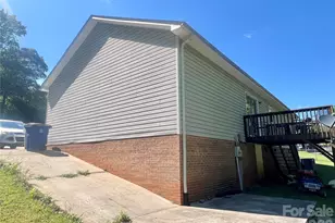 1213 Coventry Pl NW, Conover, NC 28613 - Photo 2