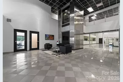 258-260 W Aviation Drive, Statesville, NC 28677 - Photo 2