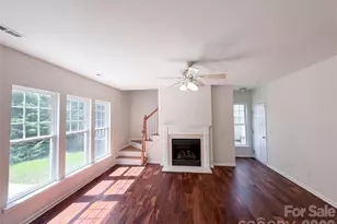10648 Secret Garden Ln, Charlotte, NC 28214 - Photo 8