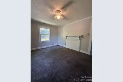 909 E Harrison Avenue, Gastonia, NC 28054 - Photo 2