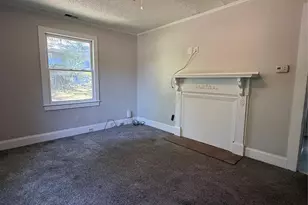 909 E Harrison Ave, Gastonia, NC 28054 - Photo 2