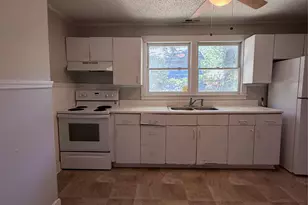 909 E Harrison Ave, Gastonia, NC 28054 - Photo 8