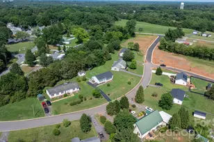 952 Eastern Ridge Dr, Newton, NC 28658 - Photo 46
