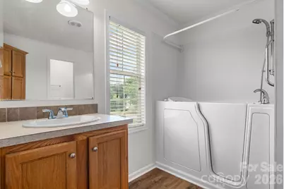 952 Eastern Ridge Drive, Newton, NC 28658 - Photo 16