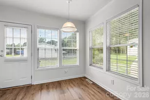 952 Eastern Ridge Dr, Newton, NC 28658 - Photo 12