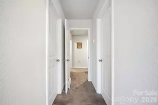 565 Hawley St, Charlotte, NC 28214 - Photo 28