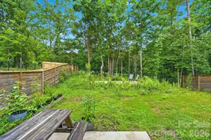565 Hawley St, Charlotte, NC 28214 - Photo 32