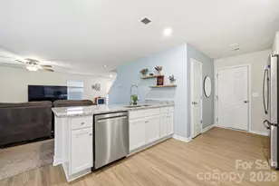 565 Hawley St, Charlotte, NC 28214 - Photo 14