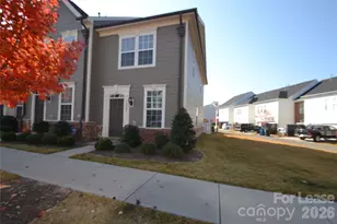 19826 Lamp Lighters Way, Cornelius, NC 28031 - Photo 2