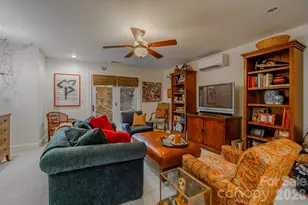 77 Chestnut St, Tryon, NC 28782 - Photo 18