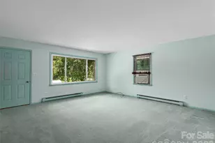 25 Moody Rd, Asheville, NC 28806 - Photo 2