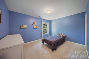 5329 Park Brook Dr, Charlotte, NC 28269 - Photo 20