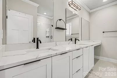 1571 Duckworth Avenue, Charlotte, NC 28208 - Photo 22