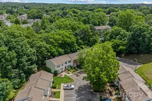 9710 Old Gate Dr, Matthews, NC 28105 - Photo 4