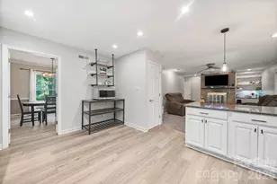 5329 Providence Rd, Charlotte, NC 28226 - Photo 8