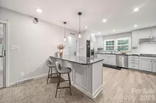 5329 Providence Rd, Charlotte, NC 28226 - Photo 12