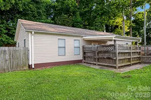 3801 Hayden Dr, Charlotte, NC 28269 - Photo 34