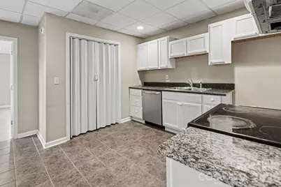 3801 Hayden Drive, Charlotte, NC 28269 - Photo 36