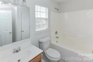 11927 Cheviott Hill Ln, Charlotte, NC 28213 - Photo 22