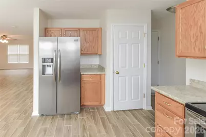 11927 Cheviott Hill Lane, Charlotte, NC 28213 - Photo 6