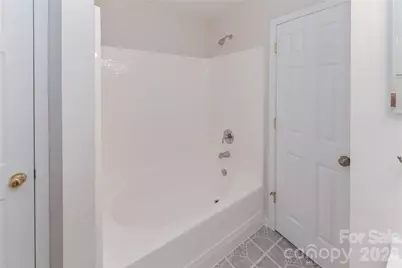 11927 Cheviott Hill Lane, Charlotte, NC 28213 - Photo 18