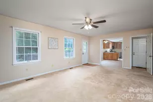 2302 Lowell Bethesda Rd, Gastonia, NC 28056 - Photo 18