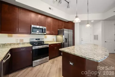 4620 Piedmont Row Drive #304, Charlotte, NC 28210 - Photo 4