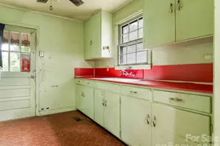 1525 Herrin Ave, Charlotte, NC 28205 - Photo 6