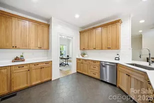 122 Friendfield Dr, Fort Mill, SC 29715 - Photo 12