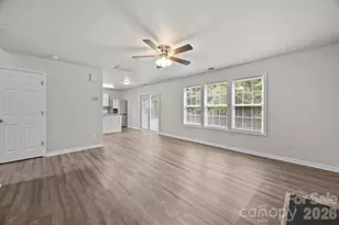 10609 Spring Rain Ct, Charlotte, NC 28278 - Photo 12