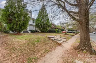 2110 Dartmouth Pl, Charlotte, NC 28207 - Photo 24