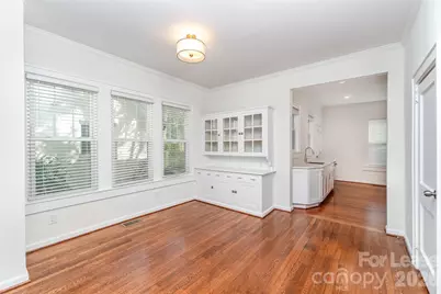 2110 Dartmouth Place, Charlotte, NC 28207 - Photo 6