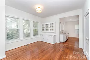 2110 Dartmouth Pl, Charlotte, NC 28207 - Photo 6