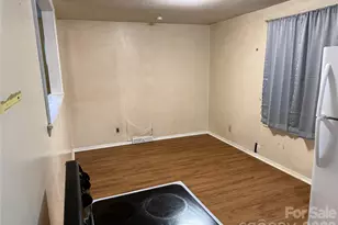 2609 Alleghany St, Charlotte, NC 28208 - Photo 8