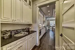 752 Lynderhill Ln, Matthews, NC 28105 - Photo 4