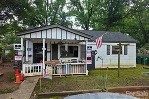 1035 Nations Dr, Charlotte, NC 28217 - Photo 1