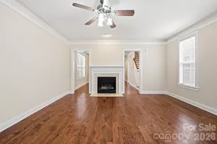 717 E 8th St, Charlotte, NC 28202 - Photo 6