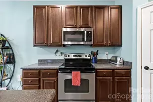 154 Haw River Rd, Fletcher, NC 28732 - Photo 16