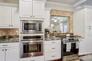 302 Davy Crockett Dr, Maggie Valley, NC 28751 - Photo 16