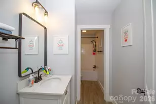 36 Clarendon Rd, Asheville, NC 28806 - Photo 20