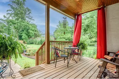 832 4th Avenue W, Hendersonville, NC 28739 - Photo 24